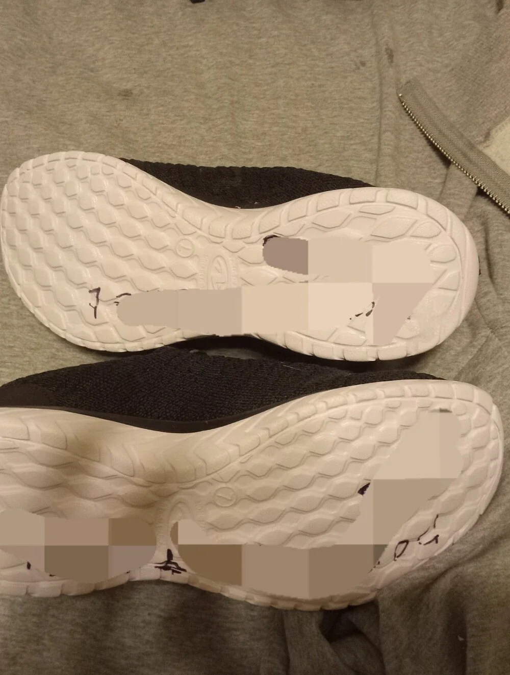Athletic Works Ladies Black Knit Slip-On Sneaker with Reflective Strip Size 7